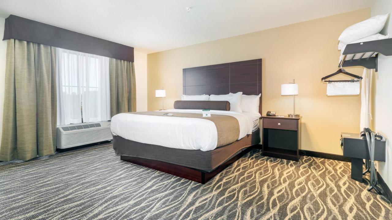 Cobblestone & - 2* Janesville