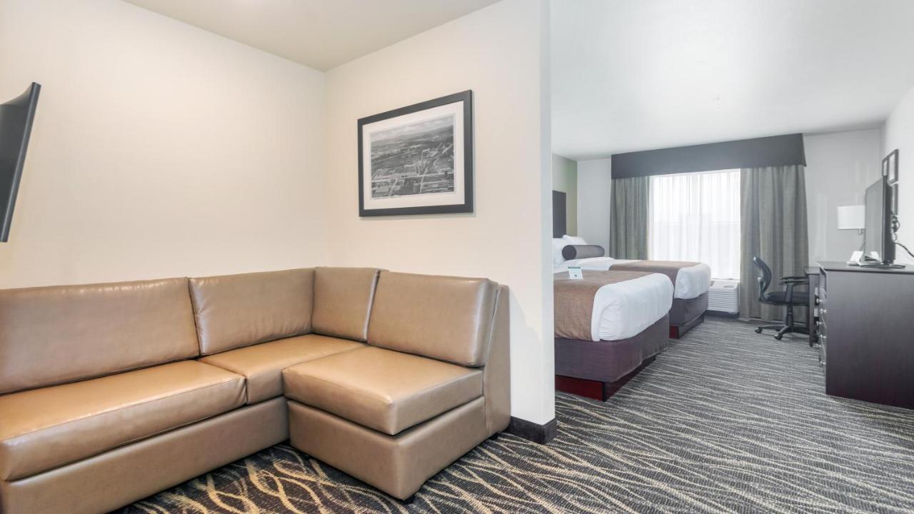 Cobblestone & - Hotel
